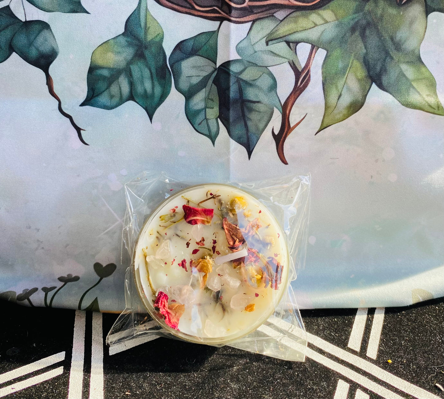 Large dressed tea light candles