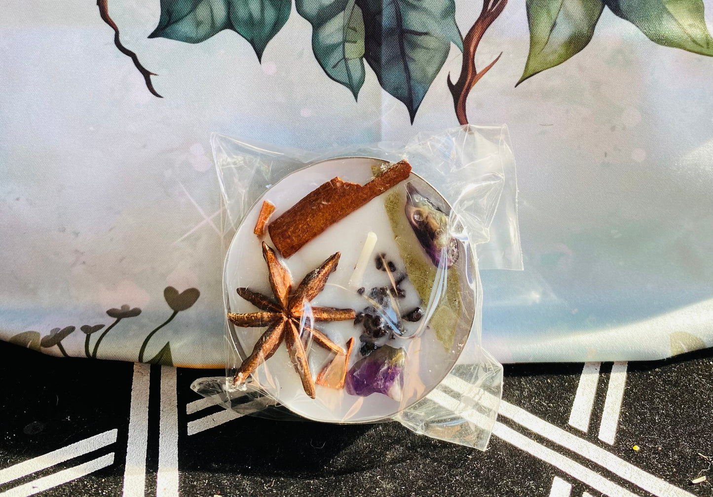 Large dressed tea light candles