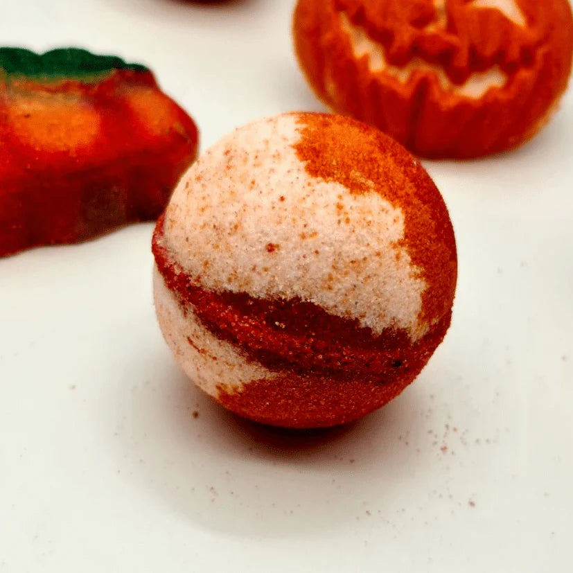 Hallowen scent bath bombs