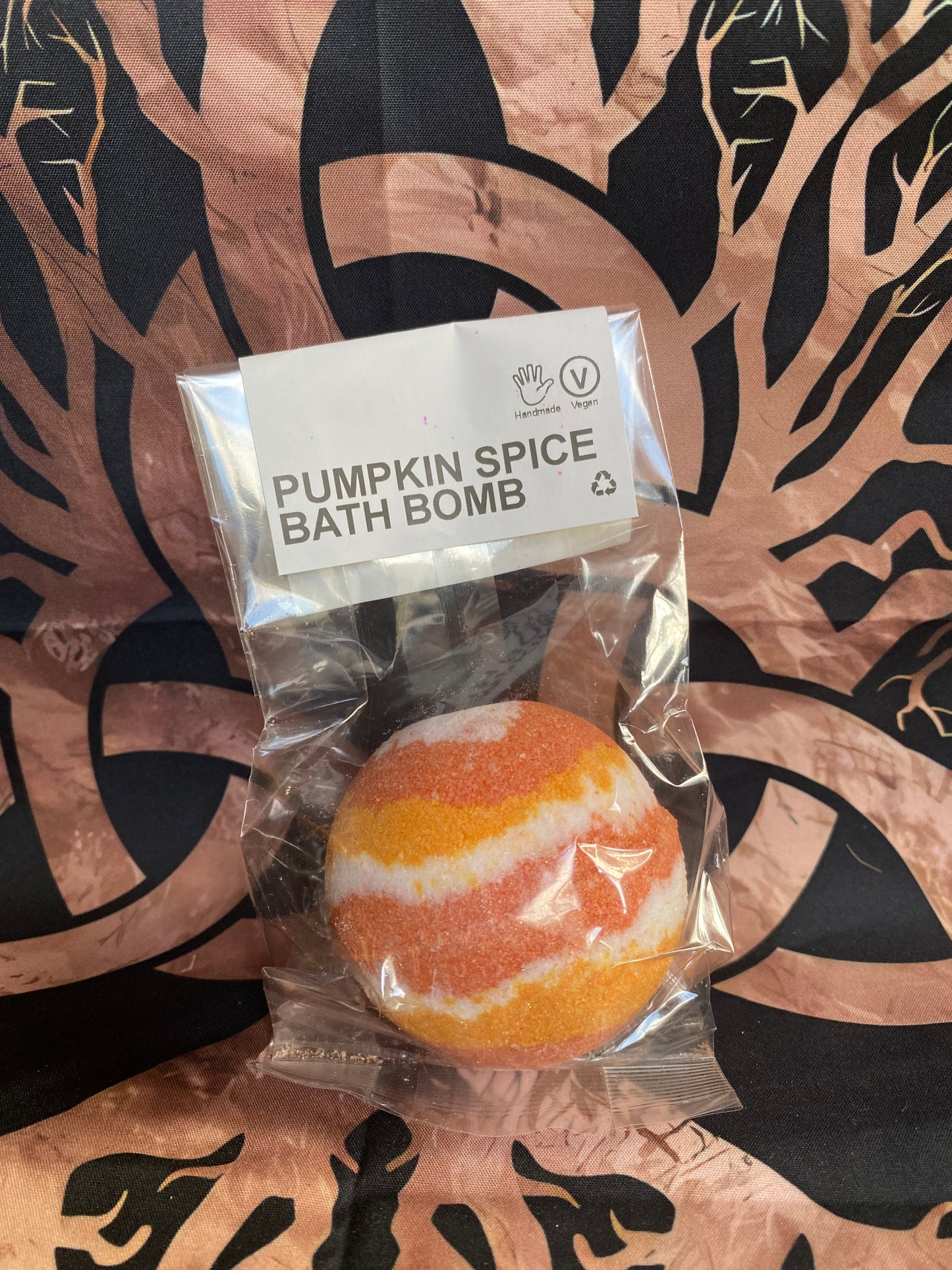 Hallowen scent bath bombs
