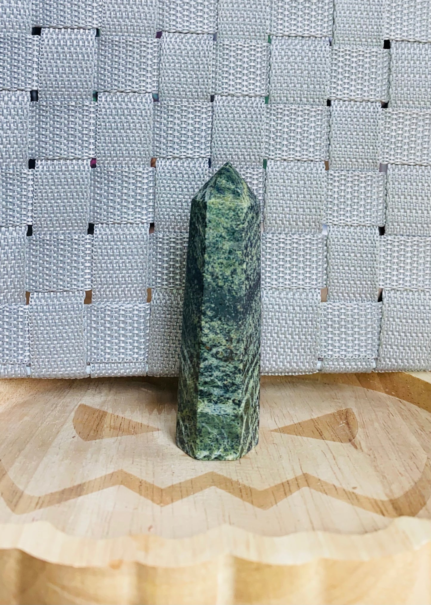 Chrysotile in serpentine point
