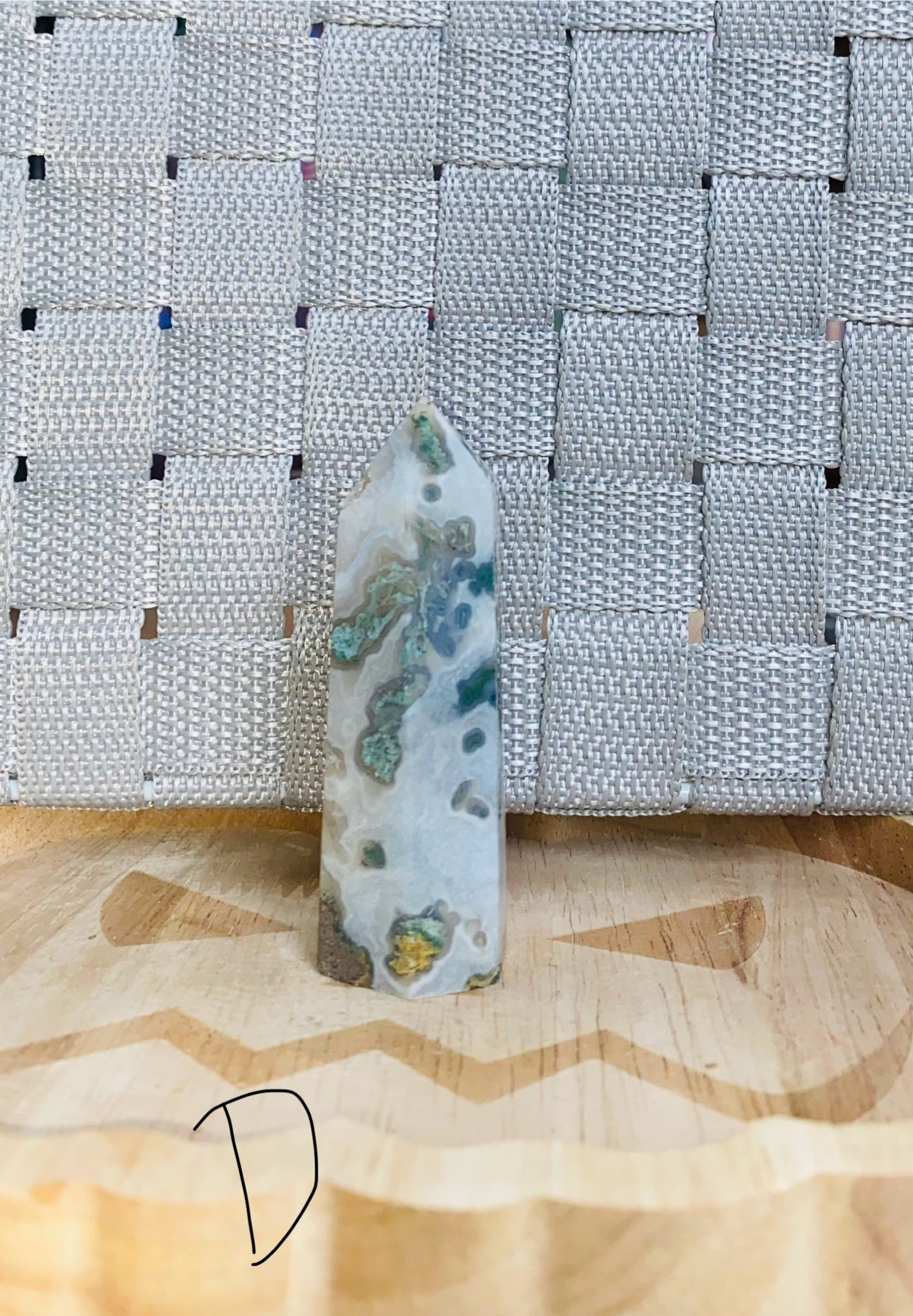Moss agate points