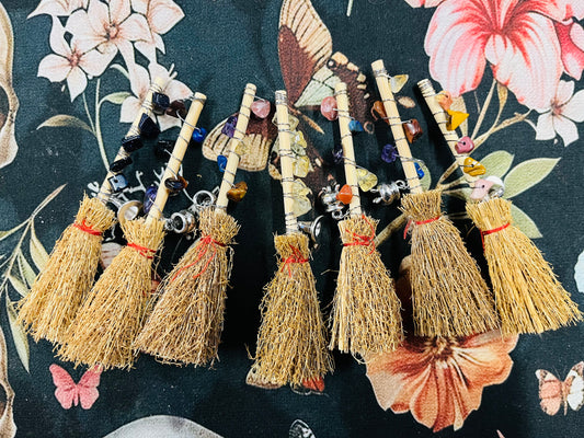 Mini witch broom