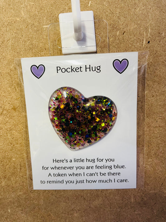 Pocket hug heart L