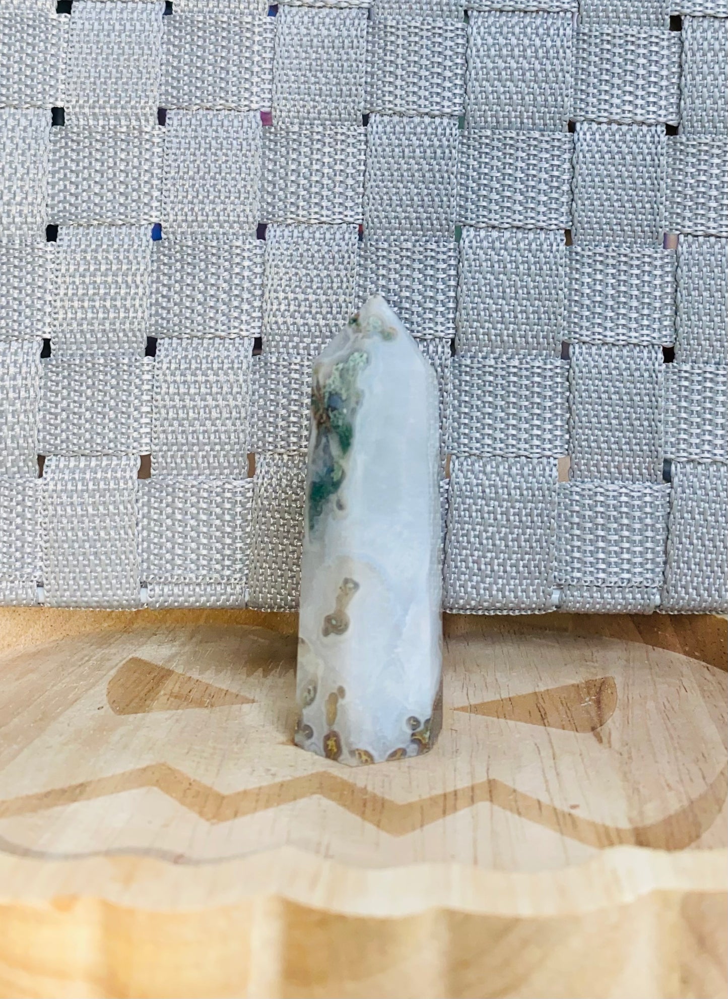 Moss agate points