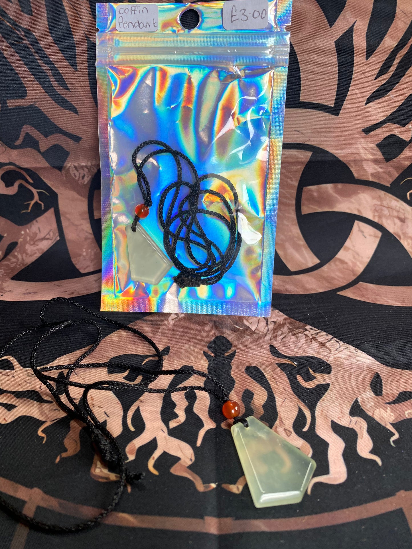 Agate coffin pendant