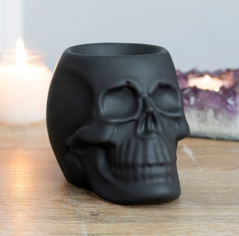 Skull oil burner