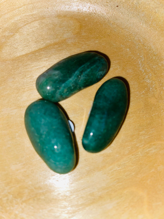 Green quartz tumbles
