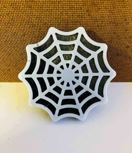 Resin cobweb coaster