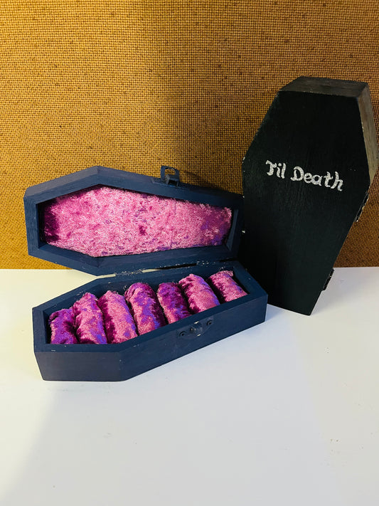 Coffin jewellery boxes