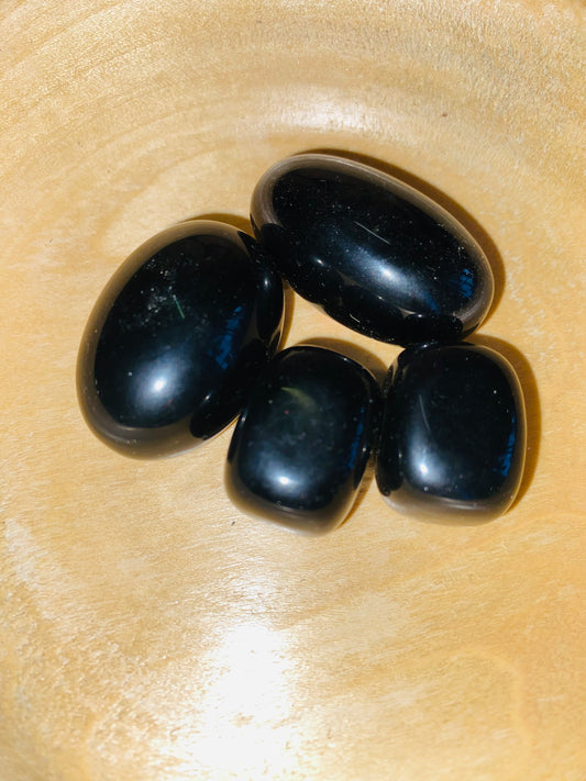 Black obsidian tumbles
