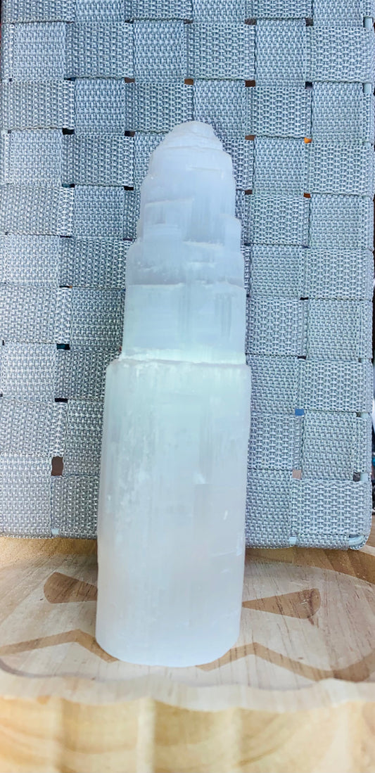 Selenite mountain 15cm