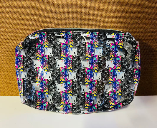 Plastic wash/cosmetic bag